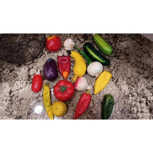 Fruit Bowl Centerpiece WITH 16 Decorative Fruit - Picture 9 of 11